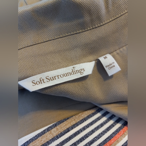 Soft Surroundings Town & Country Tan Trench Coat Pleated Back Detail Size M - Picture 11 of 13